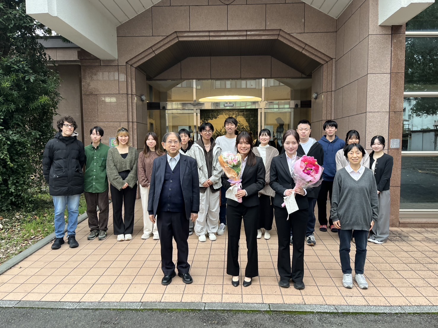 創薬・生命薬科学科卒業発表